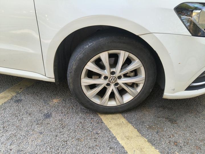 Lavida 2015 1.6L AT Comfort photo 8