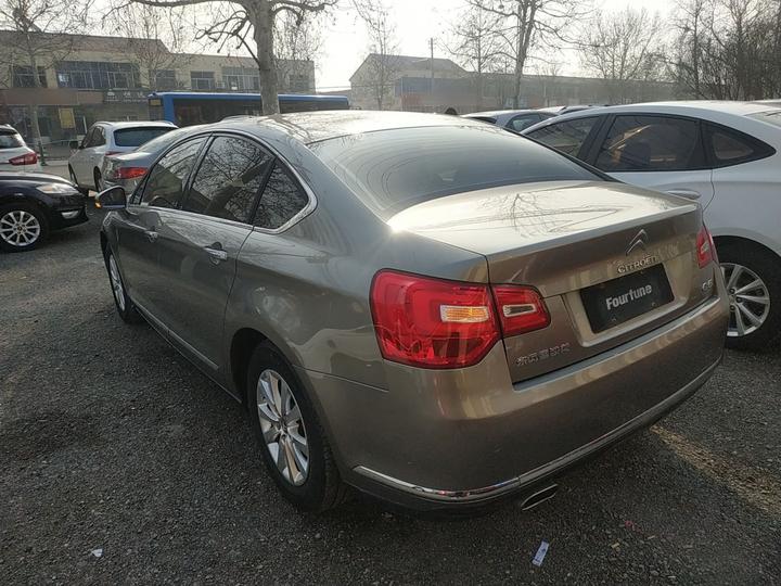 C5 2014 2.0L AT Exclusive photo 4