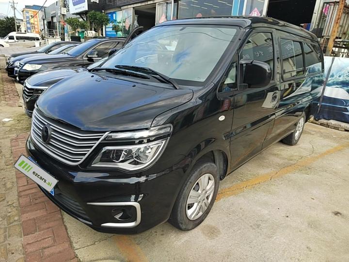 Lingzhi 2022 M5L 1.6L 7-Seater