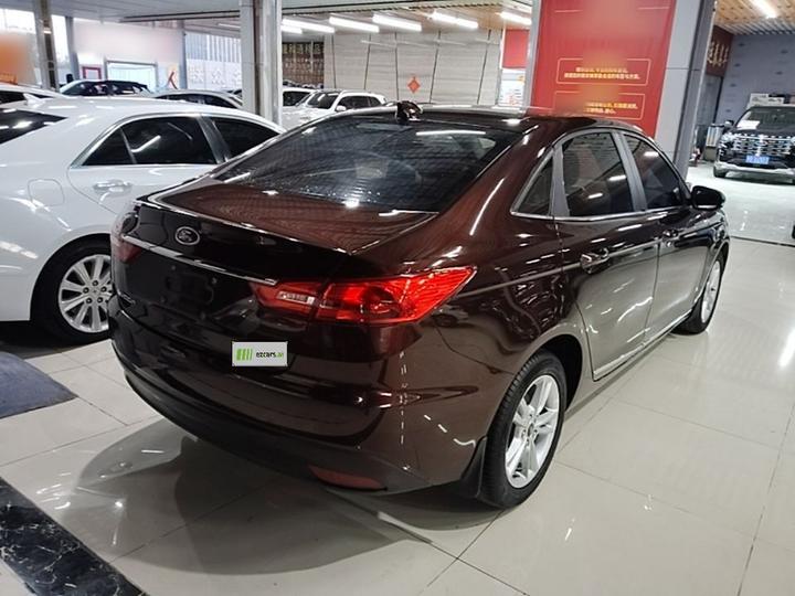 Escort 2019 Facelift 1.5L AT China VI photo 4
