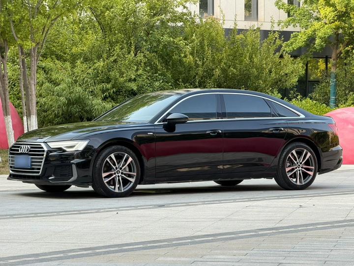 A6L 2022 40 TFSI Luxury Dynamic photo 4