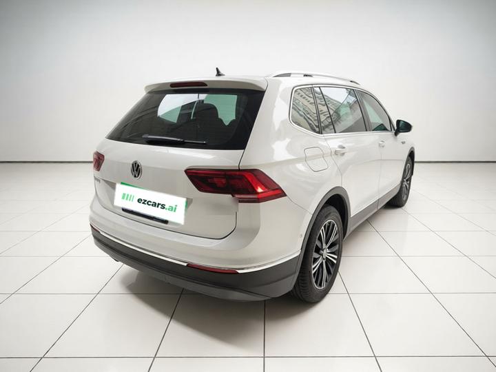 Tiguan L 2017 330TSI AT RWD Flagship photo 6