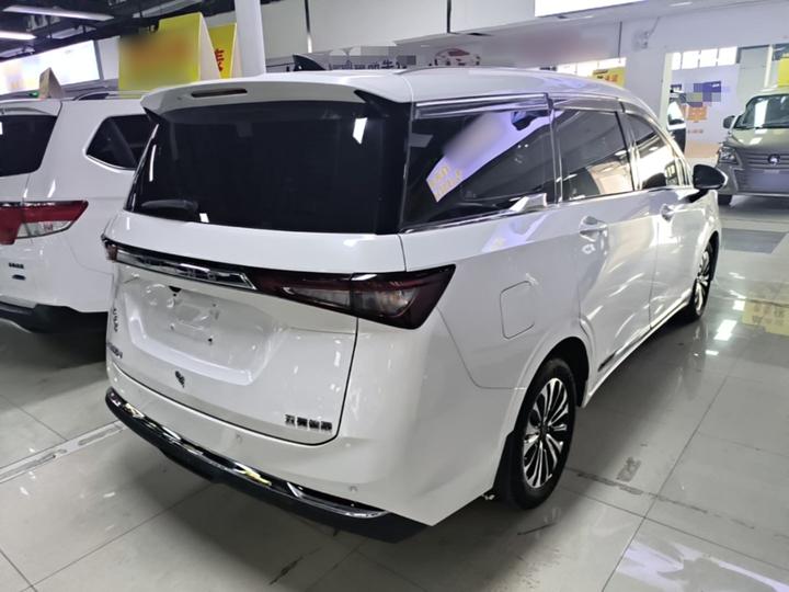 Wuling 2022 1.5T CVT Exclusive Flagship photo 4