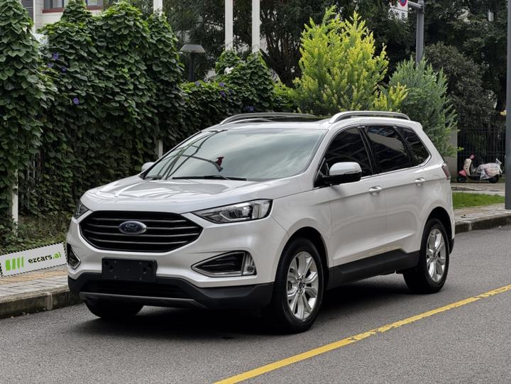 Edge 2020 EcoBoost 245 RWD 7-Seater