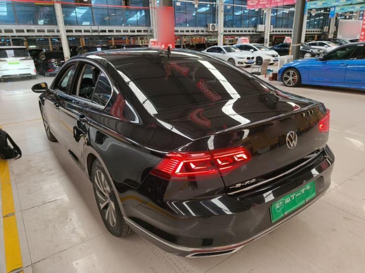 Magotan GTE PHEV 2022 GTE Luxury photo 4