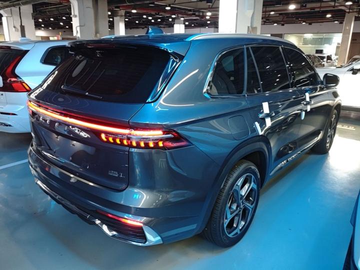 Xingyue L 2024 2.0TD DCT EVO RWD photo 4