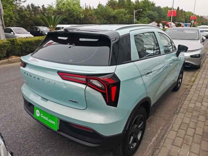 E Firefly 2023 320KM 5-Seater photo 6