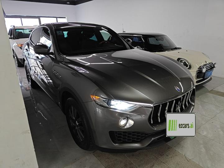 Levante 2016 3.0T Standard photo 3