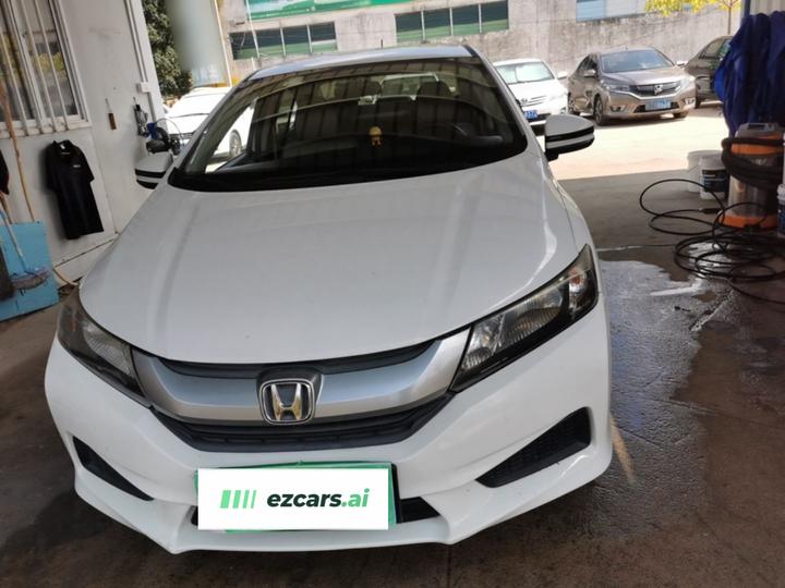 2017 1.5L CVT Comfort photo 2