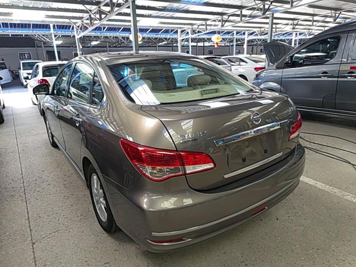 Sylphy 2012 Classic 1.6XE AT Comfort photo 4