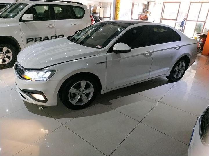Lamando 2021 230TSI DSG photo 3