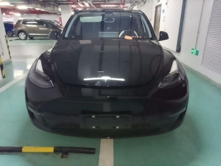 Model Y 2021 Standard Range RWD photo 2