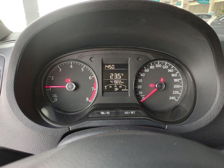 Polo 2018 1.5L MT photo 7
