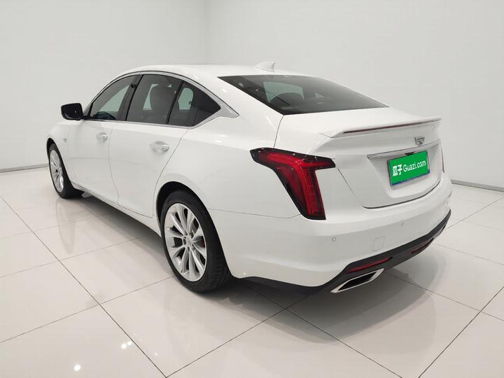 CT5 2023 28T Luxury Standard photo 4