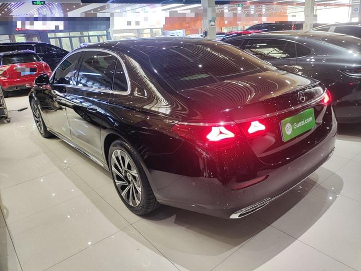 E-Class 2025 E 300 L Luxury photo 4