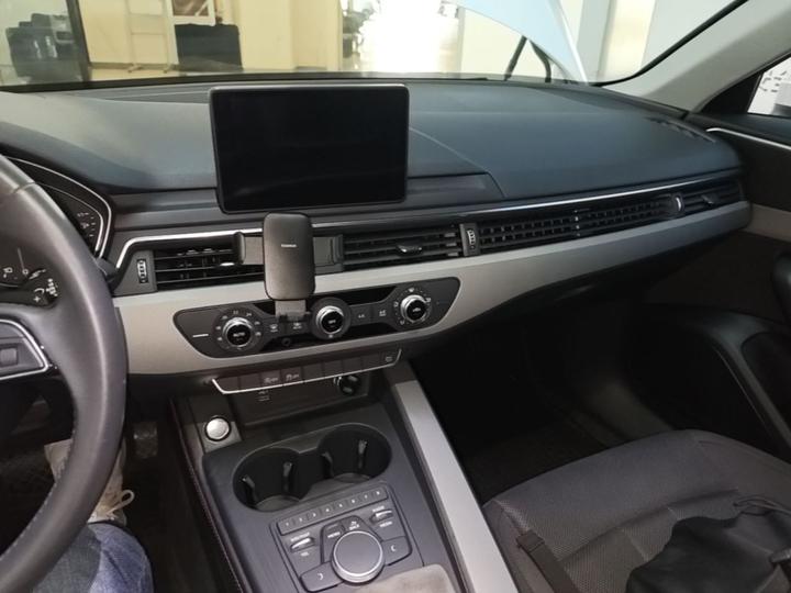 A4L 2018 30 Anniversary 30 TFSI Progressive photo 8