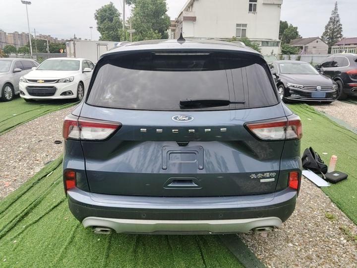 Escape 2020 EcoBoost 245 RWD photo 3