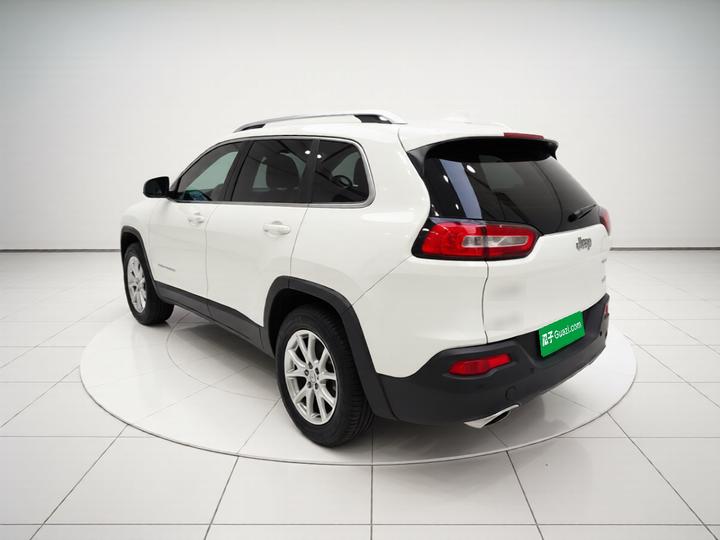 Cherokee 2016 2.4L photo 4