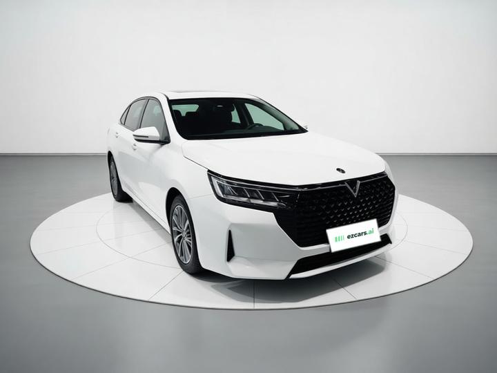 D60 2023 PLUS 1.6L XL CVT photo 3