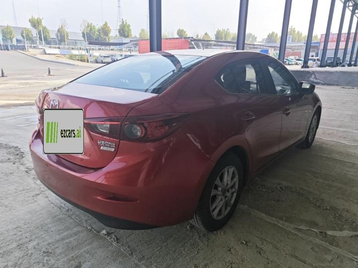 3 Axela 2016 Sedan 1.5L AT Comfort photo 4