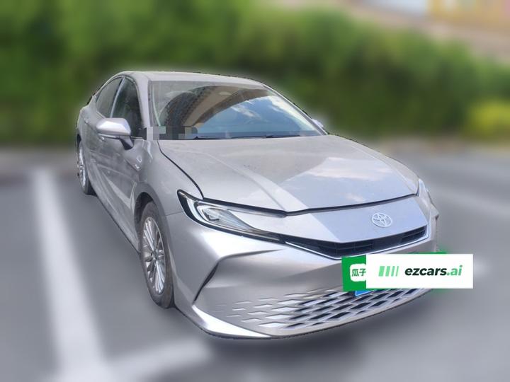 Camry 2024 Hybrid 2.0HE Elite photo 3