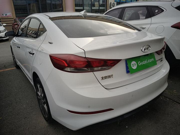 Elantra 2016 1.6L AT Smart Elite photo 4