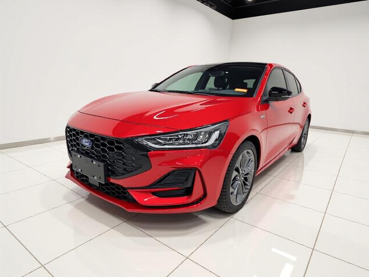 Focus 2022 Hatchback EcoBoost 180 AT ST Line