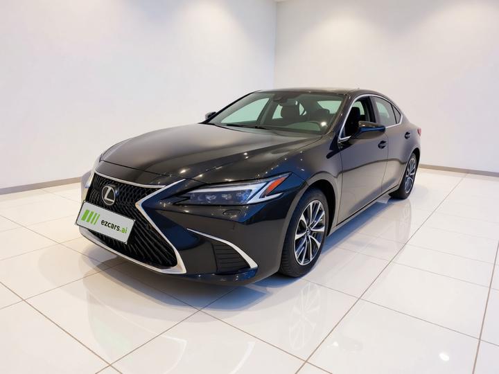 ES 2025 200 Exclusive