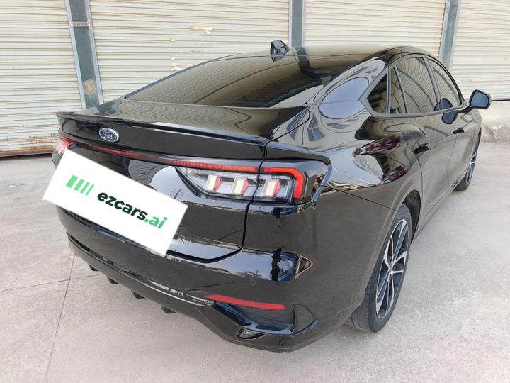 Mondeo 2022 Facelift EcoBoost 245 ST-Line photo 4