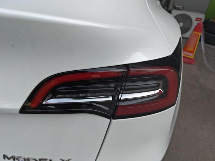 Model Y 2022 Facelift RWD photo 7