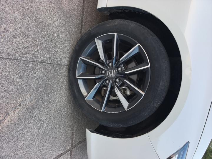2022 260TURBO Elegant photo 8