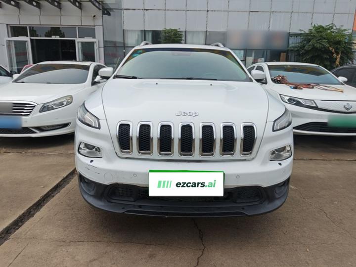 Cherokee Imported 2014 2.4L Luxury photo 2