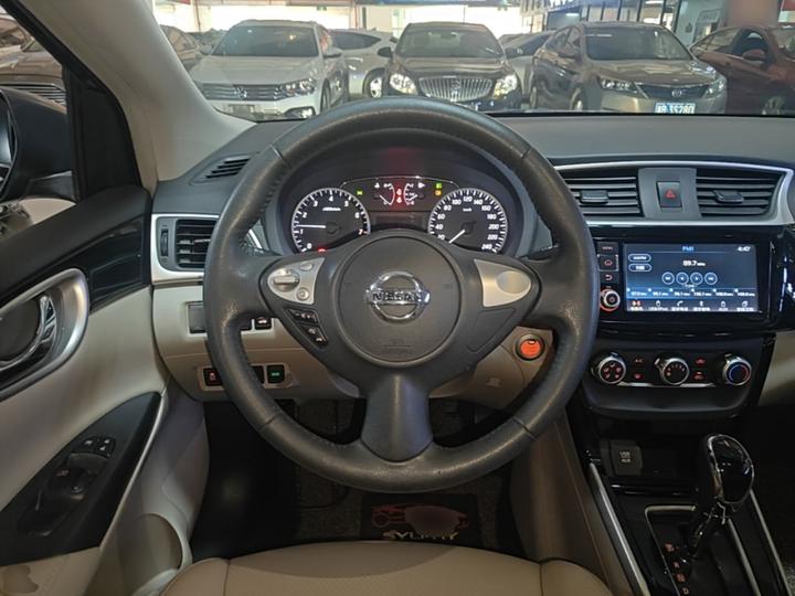 Sylphy 2018 1.6XV CVT Exclusive photo 5