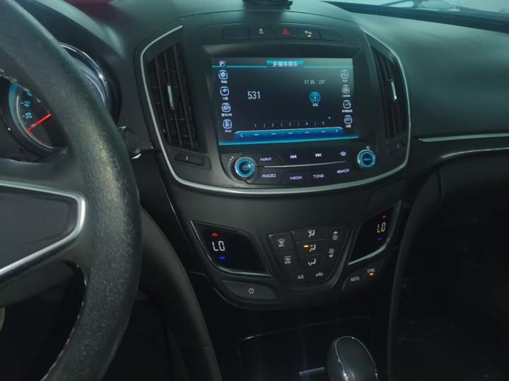 Regal 2015 1.6T Leading Tech photo 8