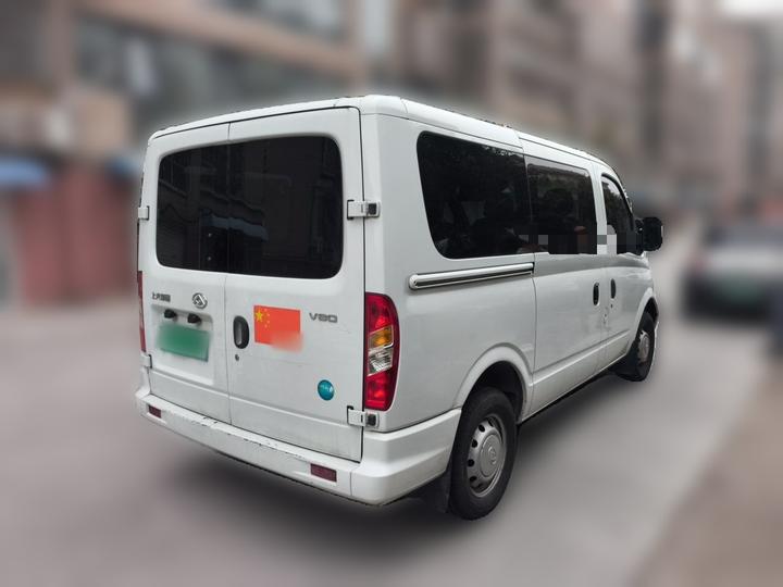 MAXUS V80 2021 2.0T MT Classic Short Wheelbase 5/6-Seater photo 6