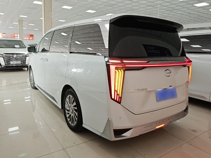 GAC Trumpchi M8 2023 400T Supreme photo 4
