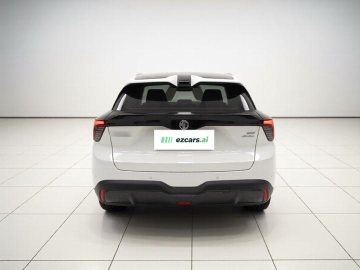 MG4 EV 2022 425km Luxury photo 3
