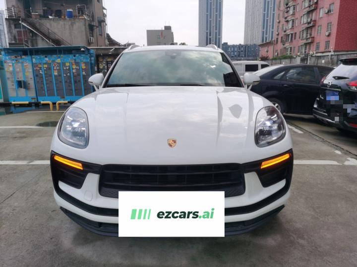 2022 Macan 2.0T photo 2
