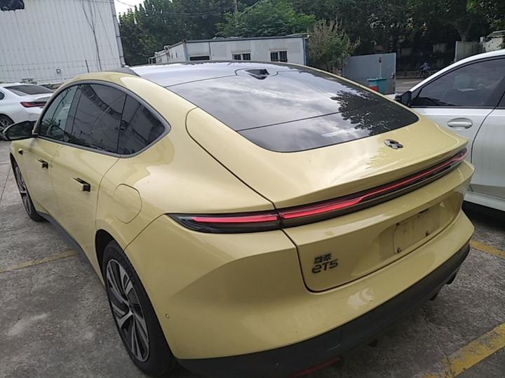 ET5 2022 75kWh photo 4