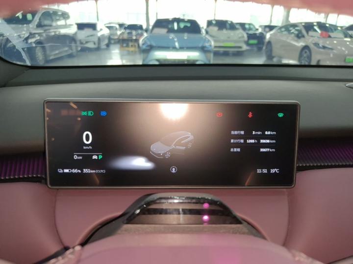 ET5T 2024 75kWh Touring photo 7
