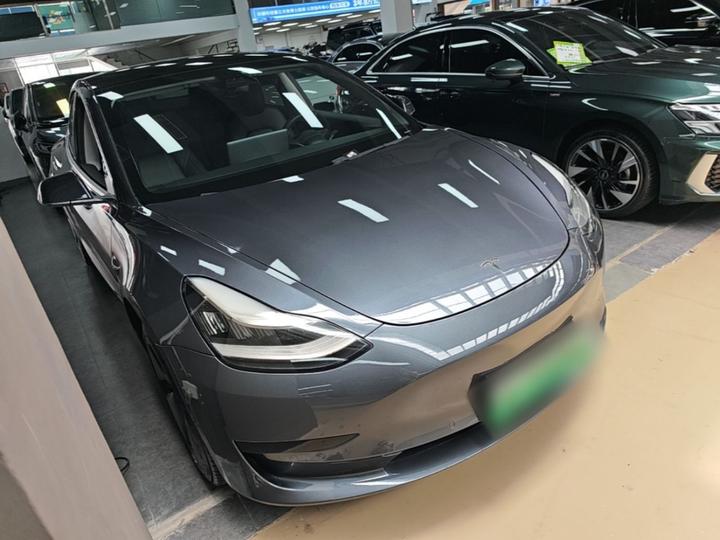 Model 3 2020 Standard Range RWD Upgraded photo 3