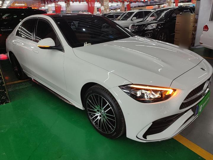C-Class 2023 Facelift C 260 L Sport photo 3