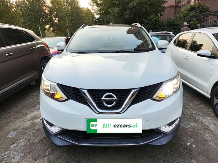 Qashqai 2016 2.0L CVT Luxury photo 2