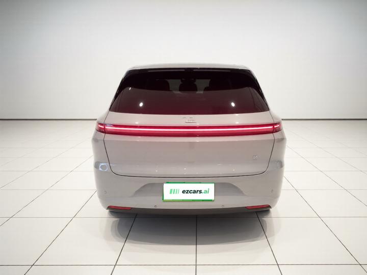 Li Auto L6 2025 Max Smart Refresh Edition photo 5