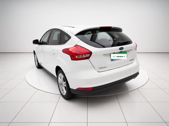 Focus 2017 Hatchback 1.6L AT Comfort photo 4