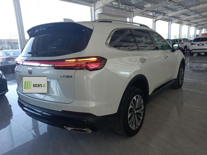 2024 Envision Plus 28T AWD Exclusive photo 4