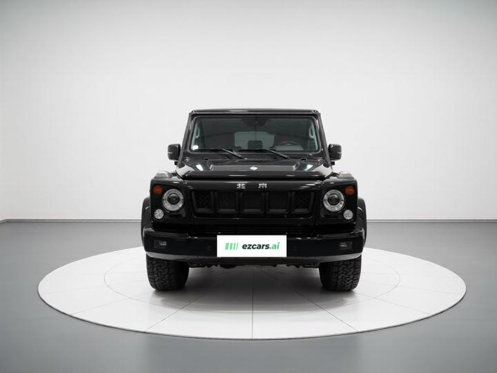 BAIC BJ80 2016 2.3T AT Premium photo 2