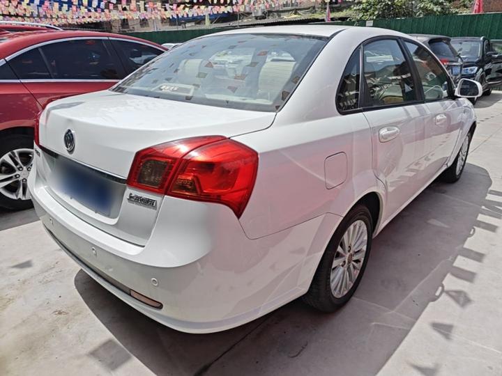 Excelle 2015 1.5L AT Exclusive photo 4