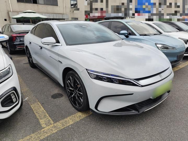 Han 2025 EV 506KM Premium photo 3