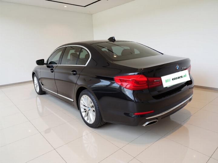 5 Series 2019 Facelift 530Li Leading Luxury photo 4